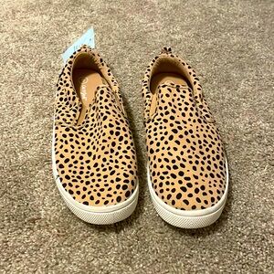 Cat and Jack  slip on New leopard print slip in skater shoes size 6